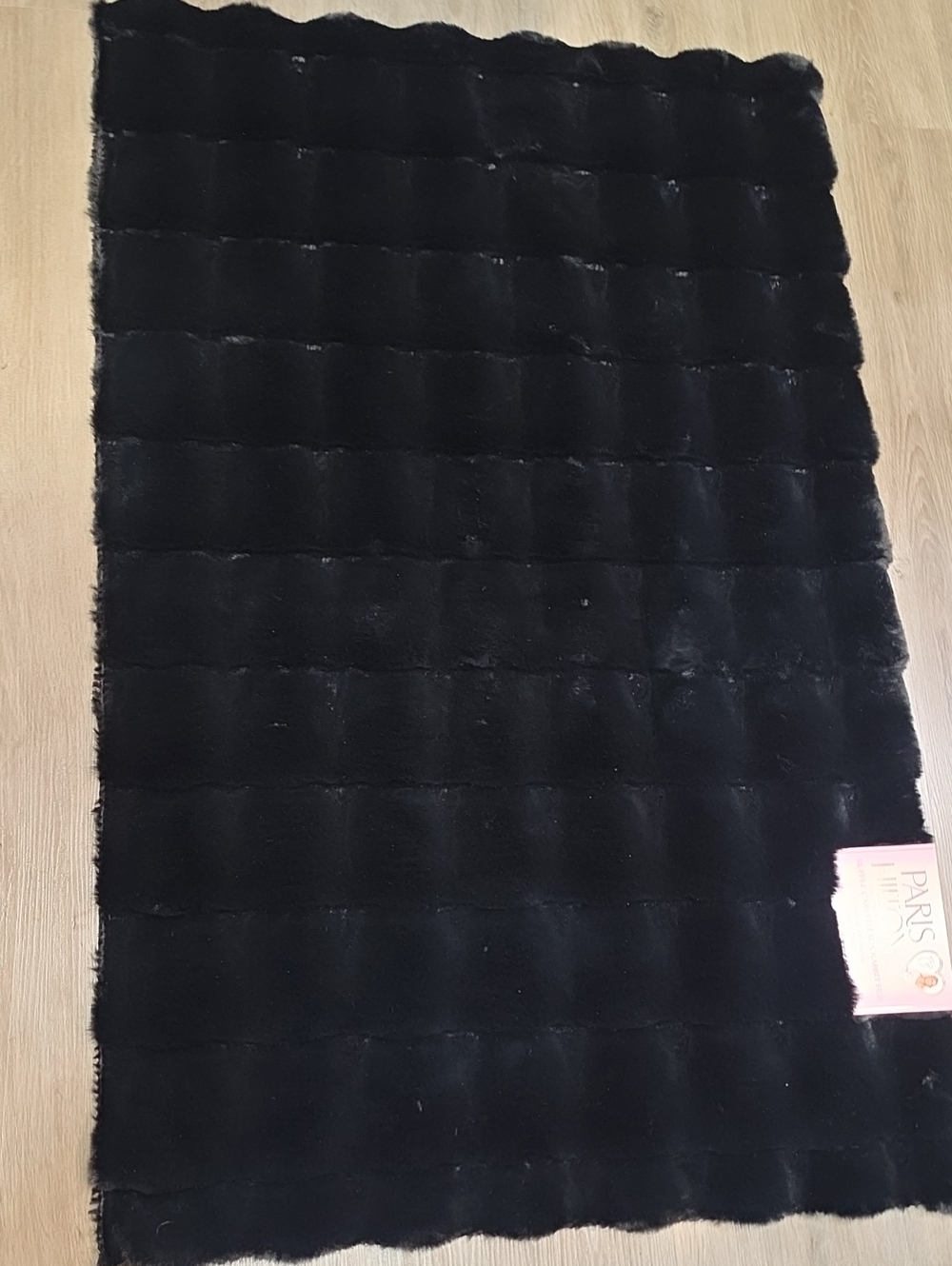 Paris Hilton Ruffle Carved Faux Rabbit Fur Accent Rug- Black - Picture 5 of 7